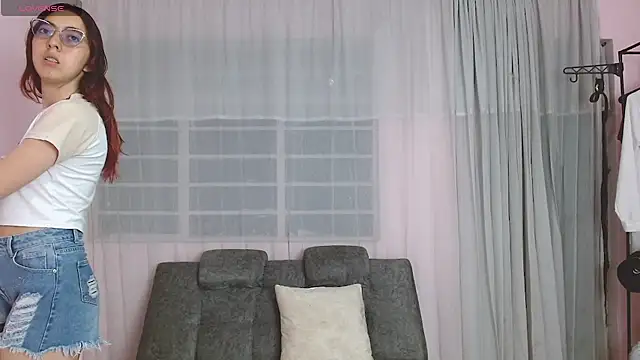 AnnieSparkle online show from 07-26-26, 12:06