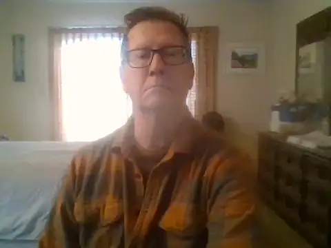 Snapshot of camminmichaellll chatting on 12-14-24, 05:58 camminmichaellll online show from 12-14-24, 05:58