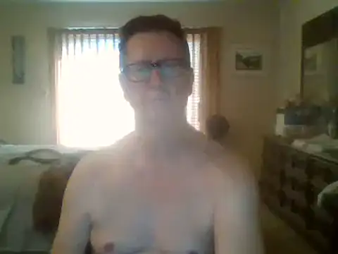 Snapshot of camminmichaellll chatting on 12-17-24, 06:42 camminmichaellll online show from 12-17-24, 06:42