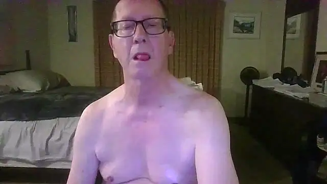 Snapshot of camminmichaellll chatting on 02-03-26, 03:48 camminmichaellll online show from 02-03-26, 03:48