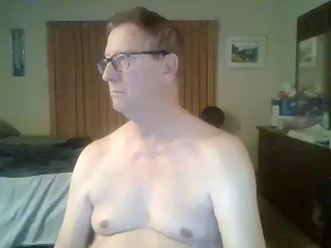 Snapshot of camminmichaellll chatting on 12-22-24, 02:06 camminmichaellll online show from 12-22-24, 02:06