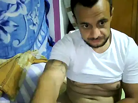 Snapshot of kaskosexydad39 chatting on 09-26-25, 08:05 kaskosexydad39 online show from 09-26-25, 08:05