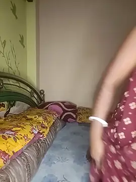 Snapshot of Love143A chatting on 12-18-25, 10:08 Love143A online show from 12-18-25, 10:08