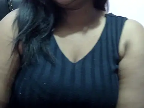 Snapshot of Rimsha_naughty chatting on 11-29-25, 05:35 Rimsha naughty online show from 11-29-25, 05:35