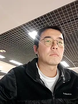 Snapshot of nnnnnan9527 chatting on 12-03-25, 06:57 nnnnnan9527 online show from 12-03-25, 06:57