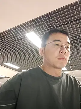 Snapshot of nnnnnan9527 chatting on 09-26-25, 02:40 nnnnnan9527 online show from 09-26-25, 02:40