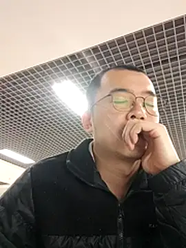 Snapshot of nnnnnan9527 chatting on 01-07-26, 01:43 nnnnnan9527 online show from 01-07-26, 01:43