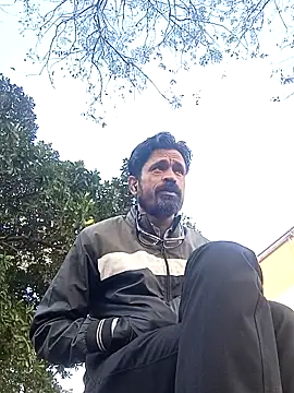 Snapshot of Mr_xxx007@xh chatting on 02-06-26, 01:45 Mr xxx007xh online show from 02-06-26, 01:45