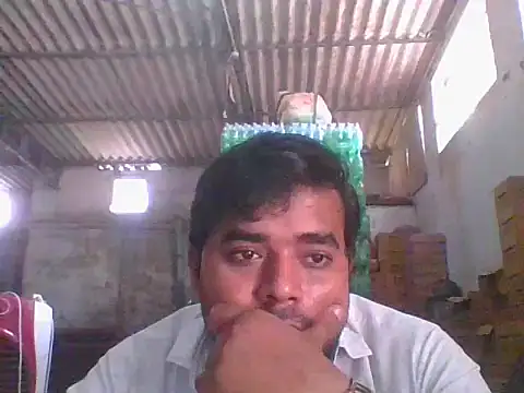 Snapshot of Mathuracsnet chatting on 09-13-25, 06:57 Mathuracsnet online show from 09-13-25, 06:57
