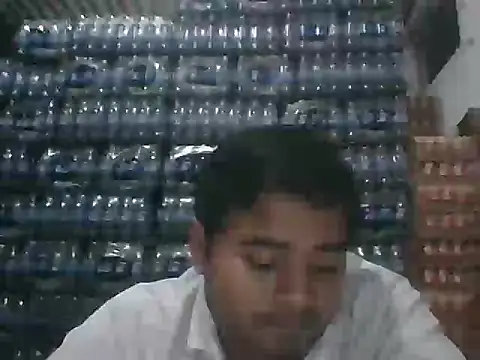 Snapshot of Mathuracsnet chatting on 10-16-25, 01:08 Mathuracsnet online show from 10-16-25, 01:08