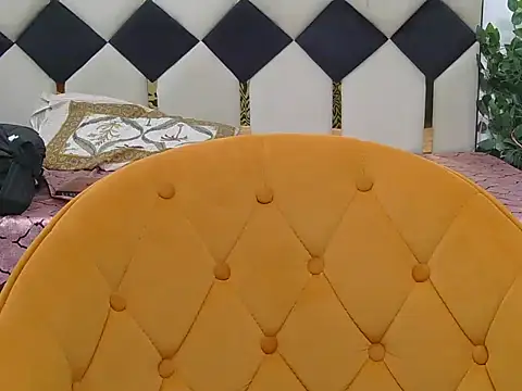 Its-ishikaa online show from 11-10-25, 03:33