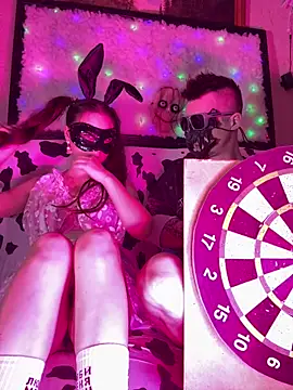 Snapshot of TWOLOVEsX chatting on 04-07-26, 02:52 TWOLOVEsX online show from 04-07-26, 02:52