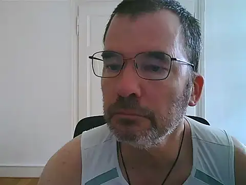 Snapshot of stallionrider88 chatting on 07-05-26, 09:16 stallionrider88 online show from 07-05-26, 09:16