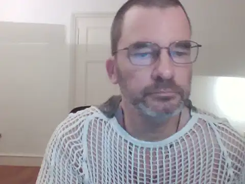 Snapshot of stallionrider88 chatting on 10-18-25, 08:00 stallionrider88 online show from 10-18-25, 08:00