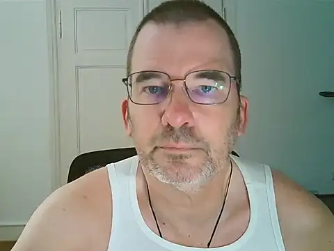 Snapshot of stallionrider88 chatting on 05-31-26, 06:09 stallionrider88 online show from 05-31-26, 06:09