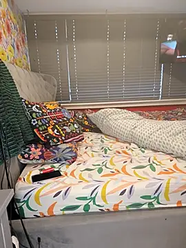 Filthymaddymilfy25 online show from 05-03-26, 06:29