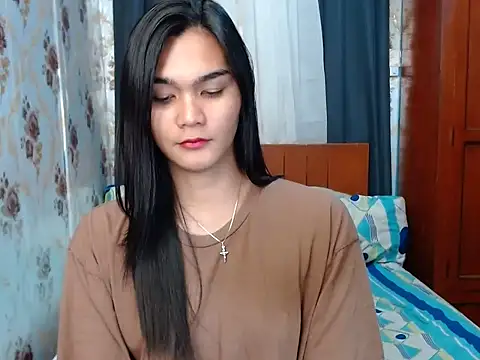 Snapshot of lady_in_moon chatting on 10-23-25, 04:27 lady in moon online show from 10-23-25, 04:27