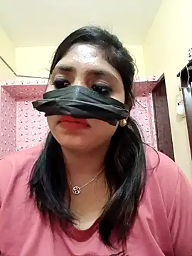 Snapshot of tamilrohini chatting on 09-19-25, 04:44 tamilrohini online show from 09-19-25, 04:44