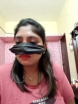 Snapshot of tamilrohini chatting on 09-10-25, 05:45 tamilrohini online show from 09-10-25, 05:45