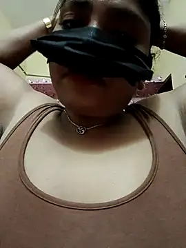 Snapshot of tamilrohini chatting on 09-14-25, 10:04 tamilrohini online show from 09-14-25, 10:04