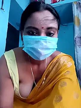 Snapshot of Mast-Haseena chatting on 06-08-26, 01:22 Mast-Haseena online show from 06-08-26, 01:22