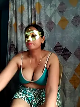 Snapshot of Mast-Haseena chatting on 05-05-26, 09:45 Mast-Haseena online show from 05-05-26, 09:45