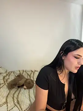 Scarlett Luxe online show from 07-10-26, 03:45