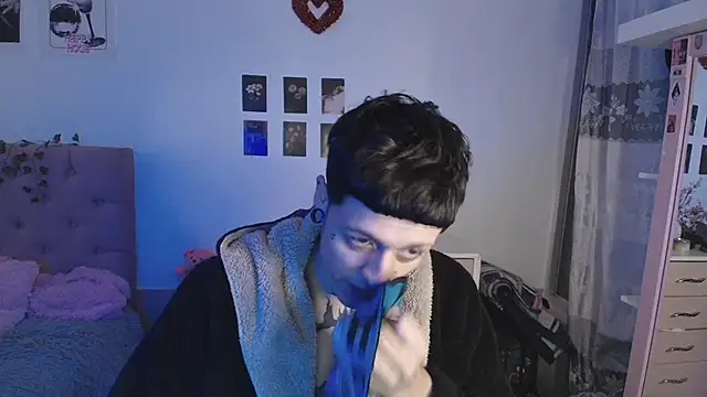 Snapshot of 2cyboy_ chatting on 09-24-25, 09:21 2cyboy online show from 09-24-25, 09:21