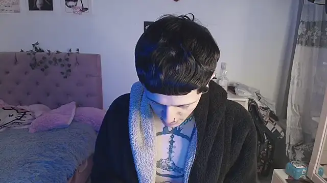 Snapshot of 2cyboy_ chatting on 09-26-25, 08:38 2cyboy online show from 09-26-25, 08:38