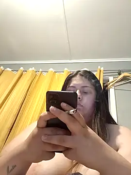 tudiablitalitabellaaa online show from 12-15-25, 02:39