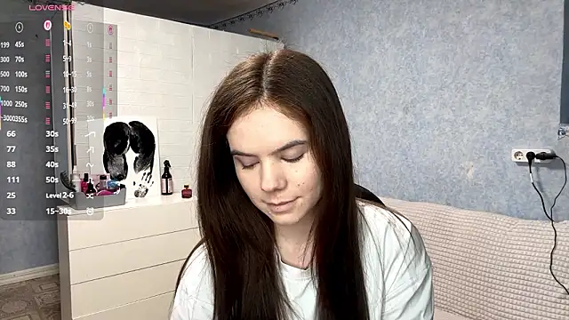 Lia rise online show from 02-17-26, 05:21