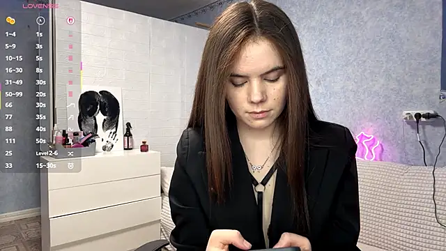 Lia rise online show from 02-18-26, 05:09