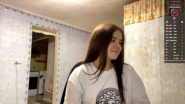 Lia rise online show from 09-19-25, 05:17