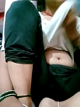 Snapshot of Hot_tin74 chatting on 11-14-25, 05:16 Hot tin74 online show from 11-14-25, 05:16