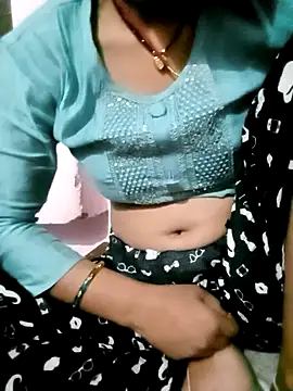 Snapshot of Hot_tin74 chatting on 02-02-26, 06:40 Hot tin74 online show from 02-02-26, 06:40