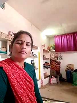 Snapshot of Suhani_hot12 chatting on 02-06-26, 06:31 Suhani hot12 online show from 02-06-26, 06:31