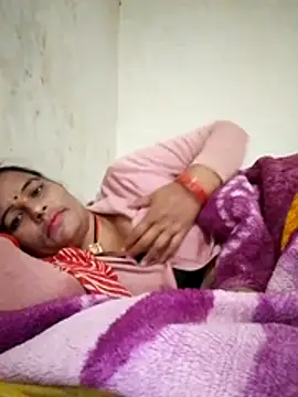 Suhani hot12 online show from 10-28-25, 04:17