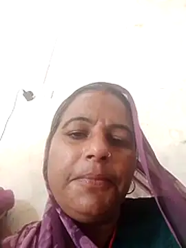 Snapshot of Suhani_hot12 chatting on 02-08-26, 04:43 Suhani hot12 online show from 02-08-26, 04:43