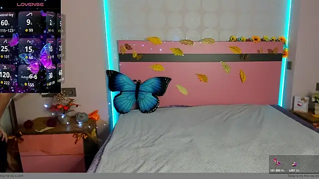 MeryMidnight online show from 10-15-25, 06:11