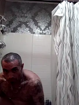 Snapshot of Fine10ne chatting on 11-27-25, 02:12 Fine10ne online show from 11-27-25, 02:12