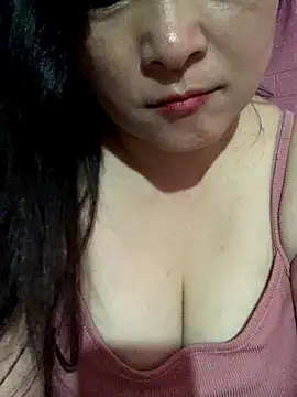 Star-sweet online show from 10-18-25, 05:53