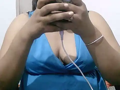 Mon-Luv online show from 09-14-25, 06:30