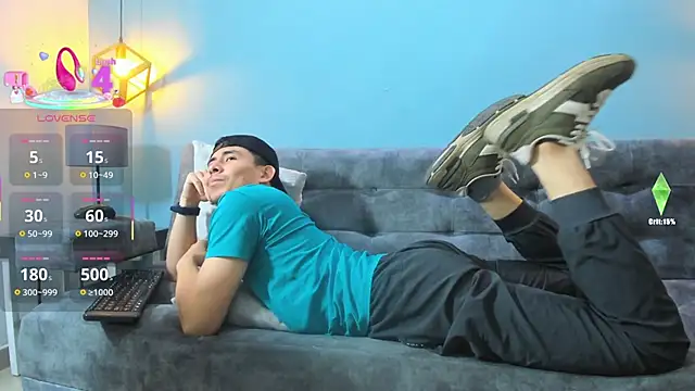 Eross Santy online show from 10-19-25, 12:30