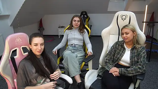  Lili 054 online show from 09-23-25, 10:22