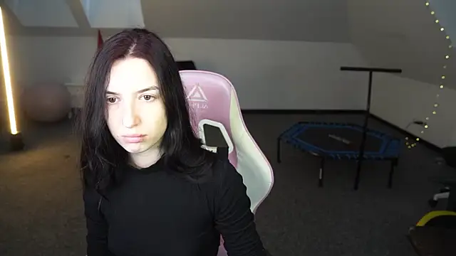  Lili 054 online show from 10-17-25, 10:29