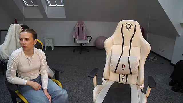  Lili 054 online show from 09-16-25, 10:16