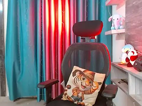 Your candy 47 online show from 04-15-26, 02:10