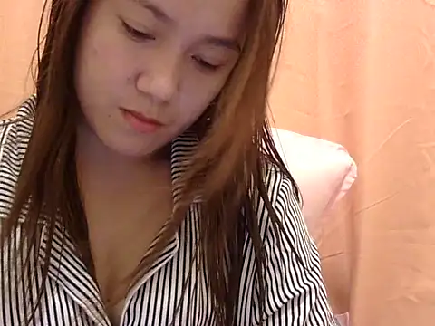 Lovelyclaya online show from 12-19-25, 11:12