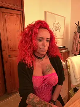 Hotmilfhamburg1 online show from 11-15-25, 05:33