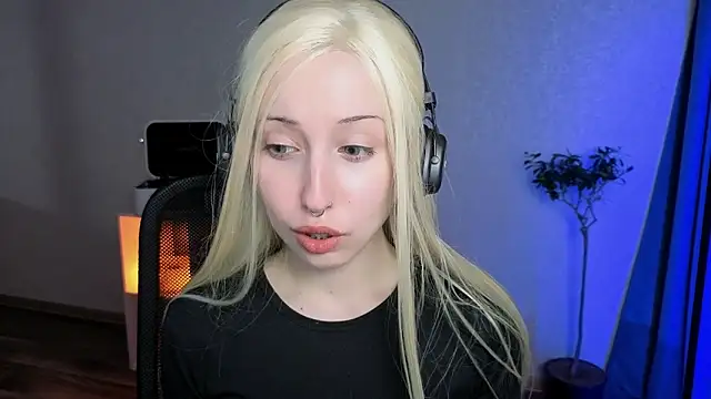 YukiMisa online show from 03-28-26, 06:42